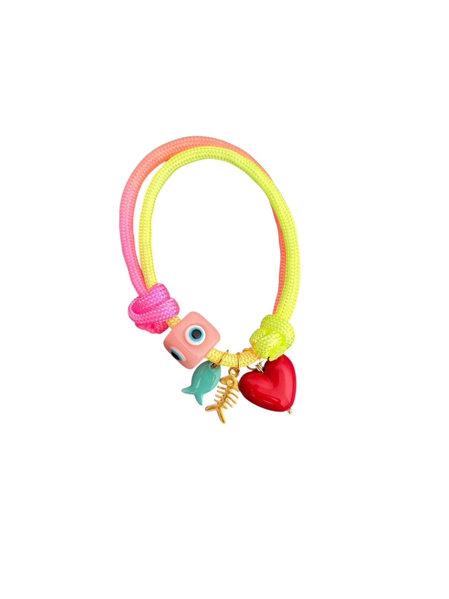 Pulsera Ajustable de Cordon Multicolor con Dije en Acero Inoxidable – Hecha a Mano para Mujer