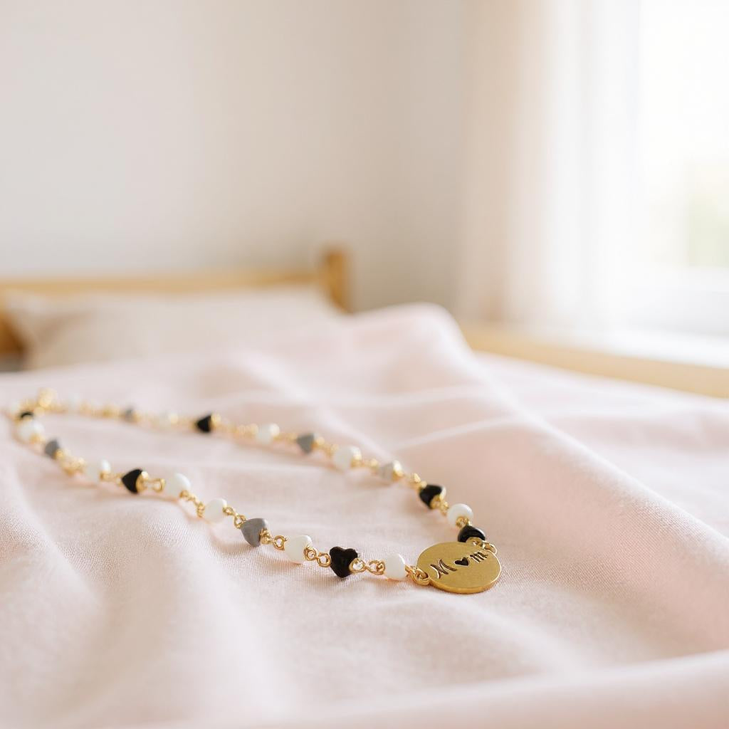 Collar de Cadena con Baño de Oro y Dije en Acero Inoxidable – Accesorios en tendencia - Collar de mujer