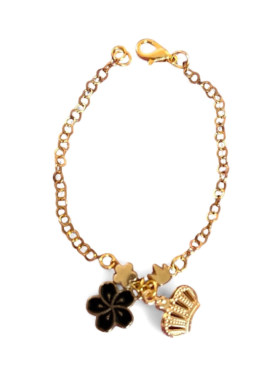 Pulsera de Mujer Hecha a Mano de Acero Inoxidable con Baño de Oro y Dijes de Flor y Corona | 15 cm